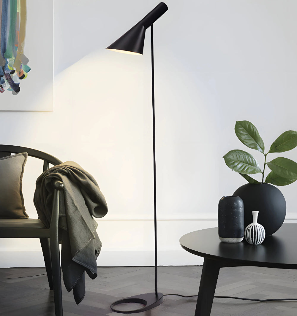 AJ Floor Lamp - Yiarolight
