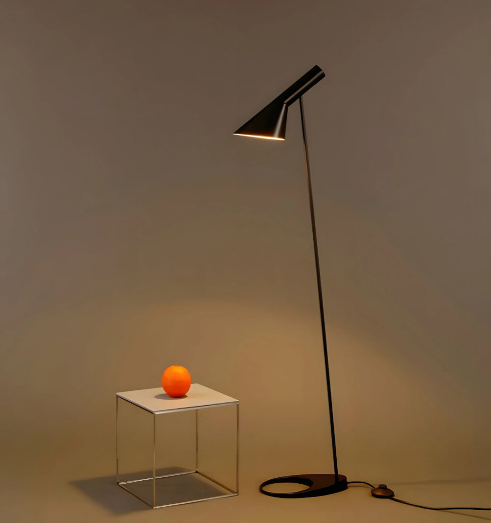 AJ Floor Lamp - Yiarolight
