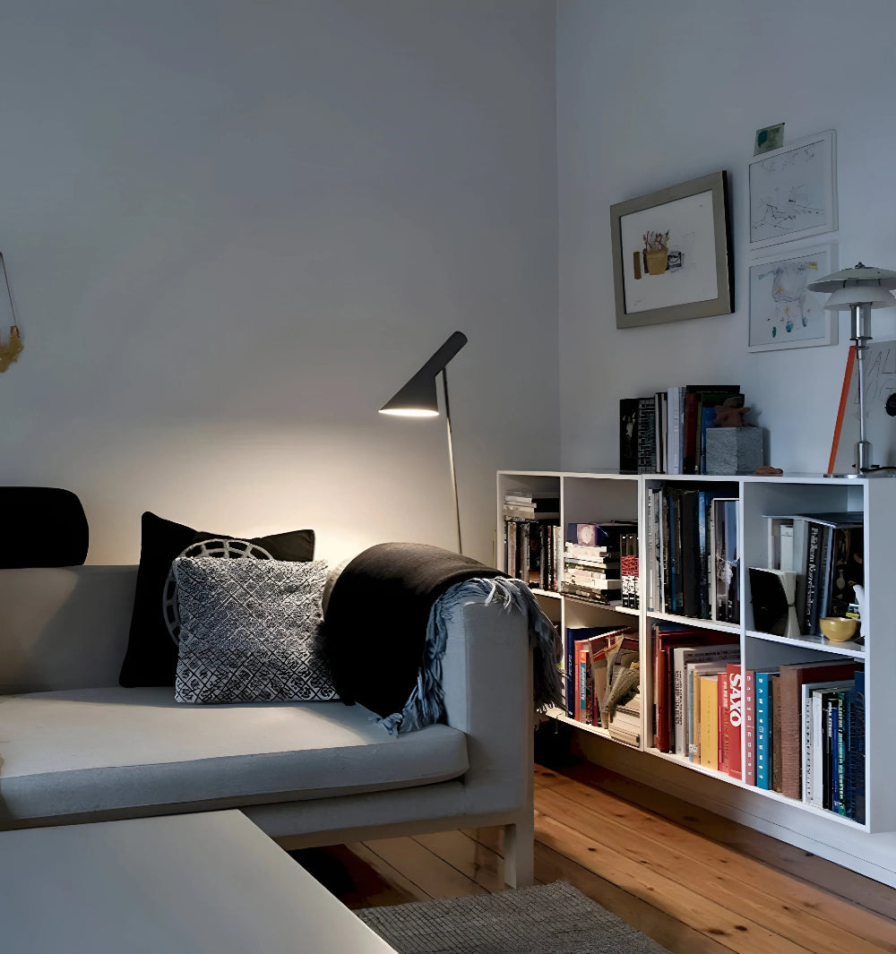 AJ Floor Lamp - Yiarolight