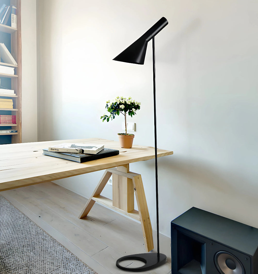 AJ Floor Lamp - Yiarolight