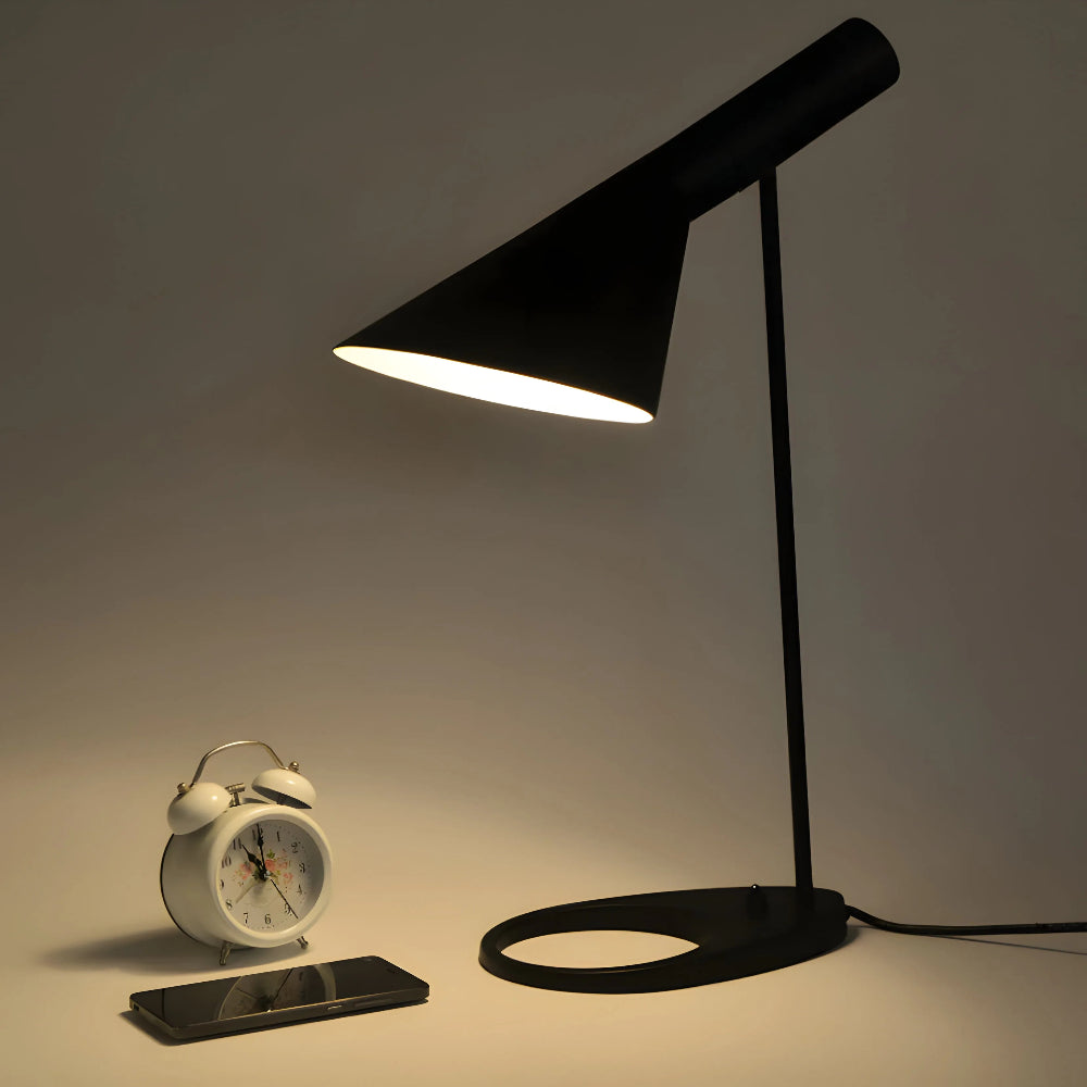 AJ Table Lamp - Yiarolight