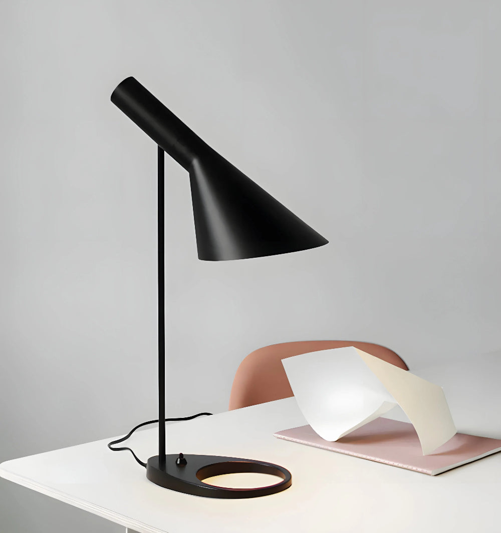 AJ Table Lamp - Yiarolight