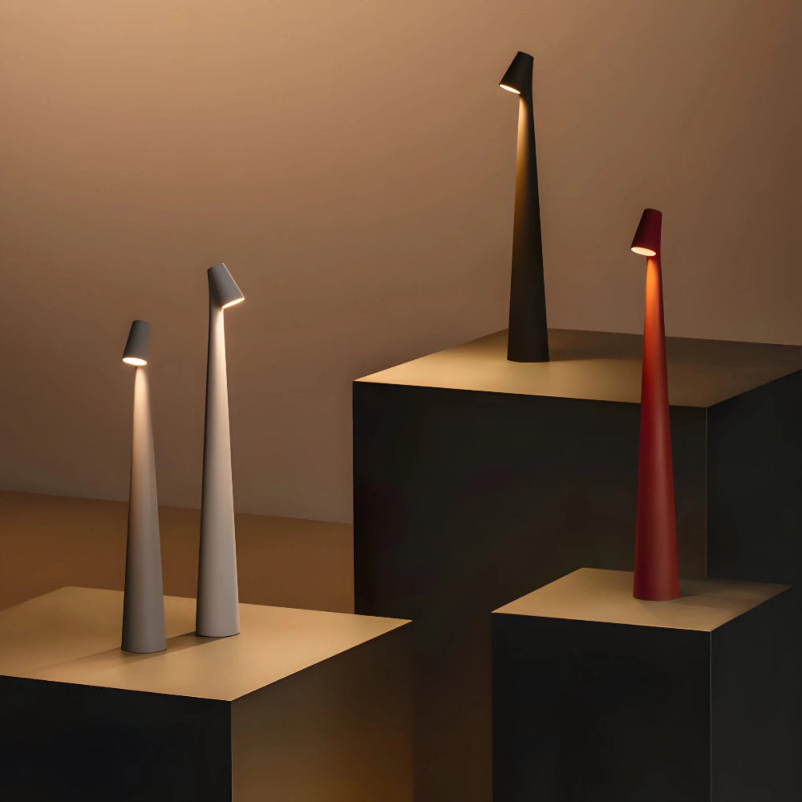 Africa Built-in Battery Table Lamp - Yiarolight