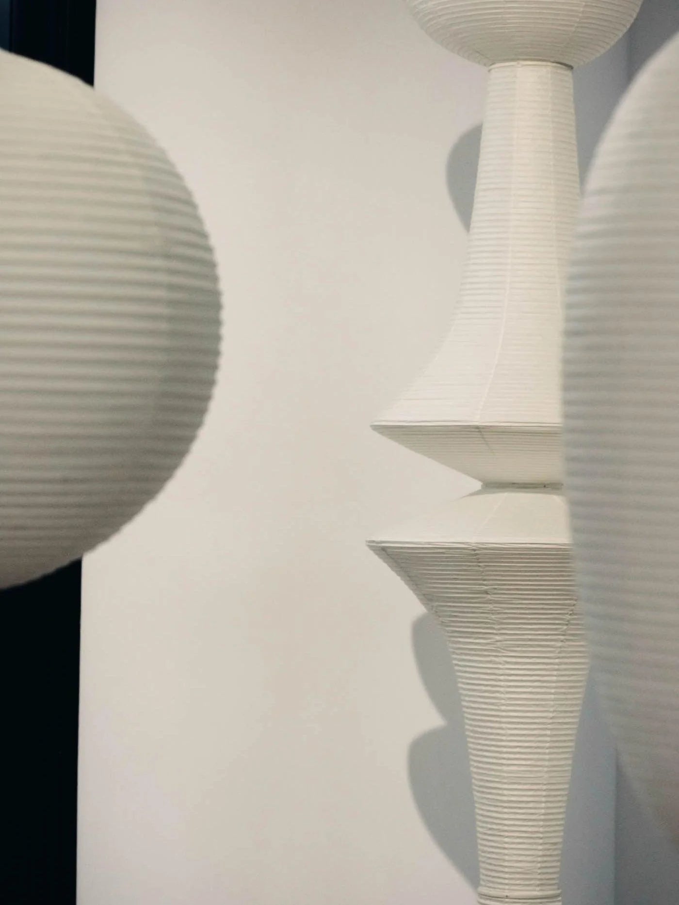 Washi Paper E Pendant Light - Yiarolight