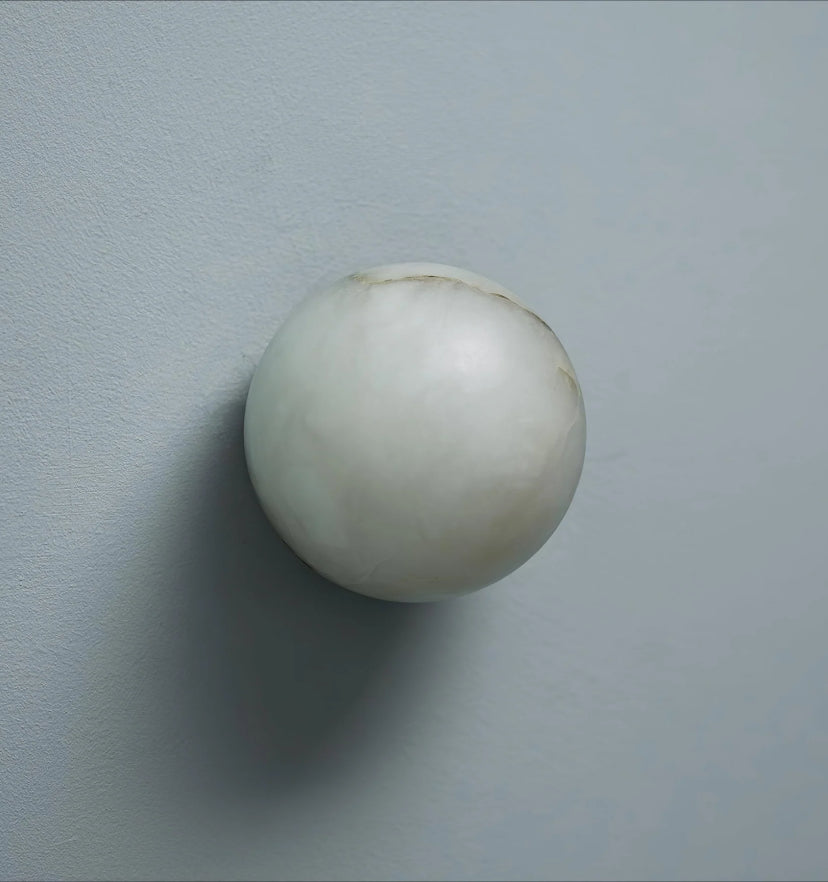 Alabaster Mini Orb Wall Lamp - Yiarolight