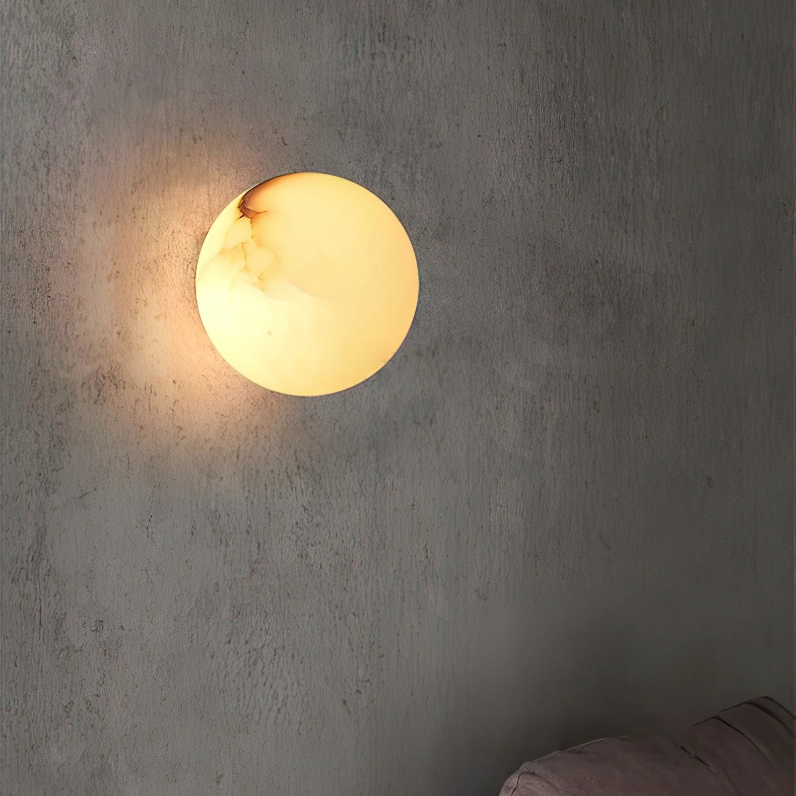Alabaster Mini Orb Wall Lamp - Yiarolight