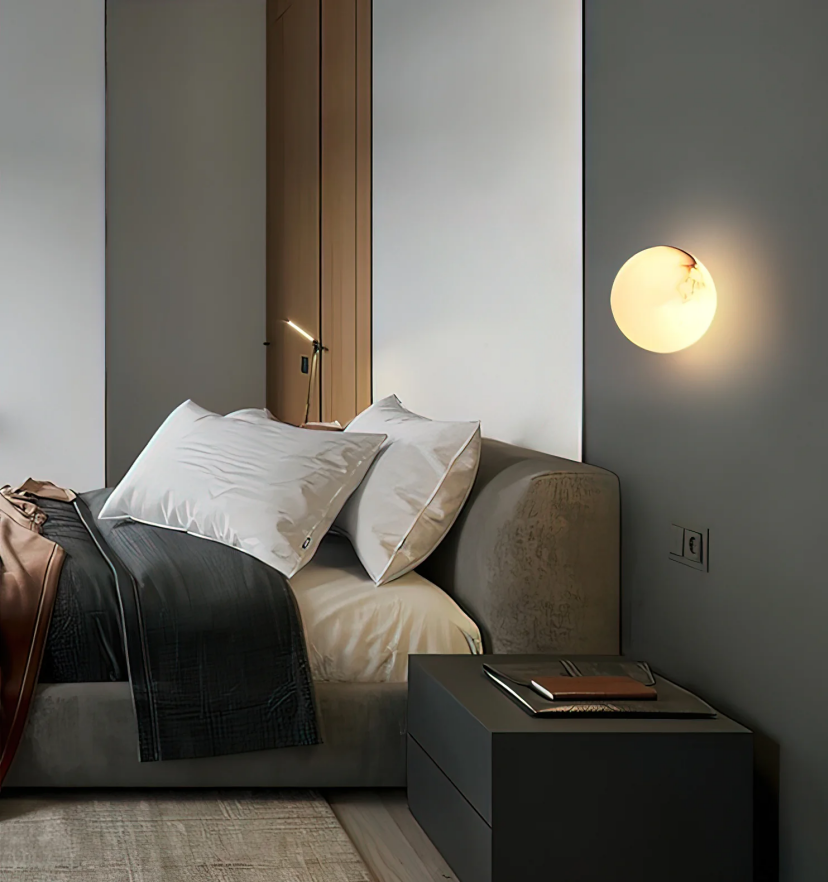 Alabaster Mini Orb Wall Lamp - Yiarolight