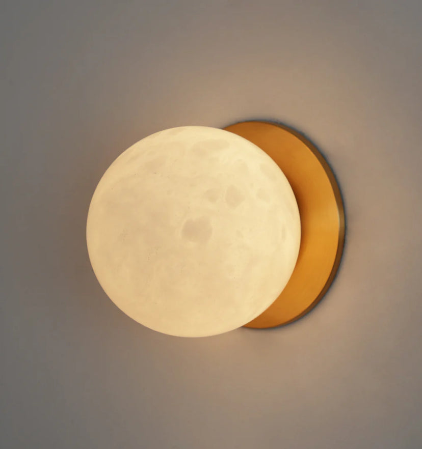 Alabaster Mini Orb Wall Lamp - Yiarolight