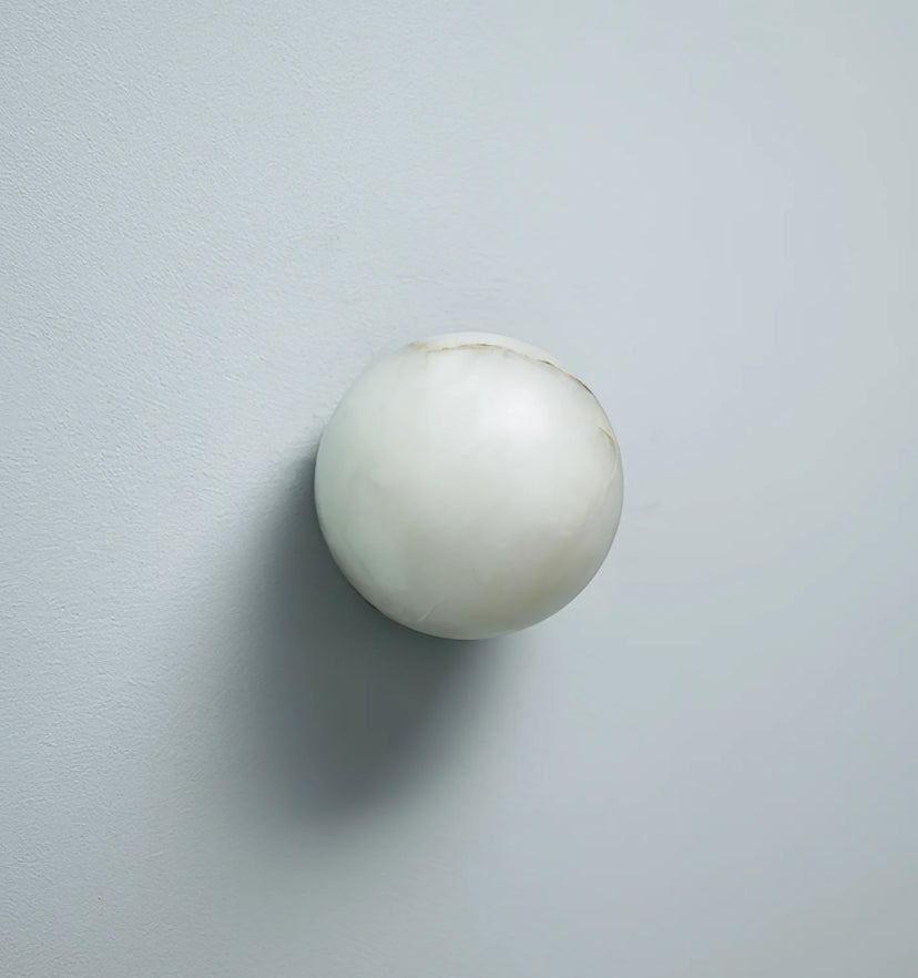 Alabaster Mini Orb Wall Lamp - Yiarolight