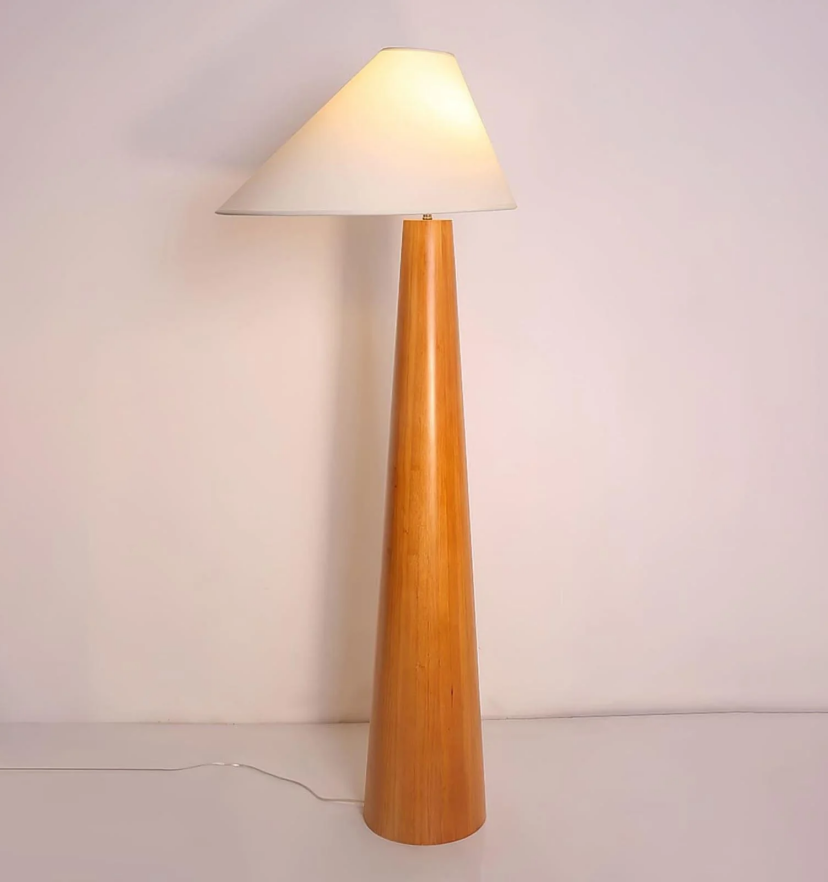 Alain Log Floor Lamp - Yiarolight