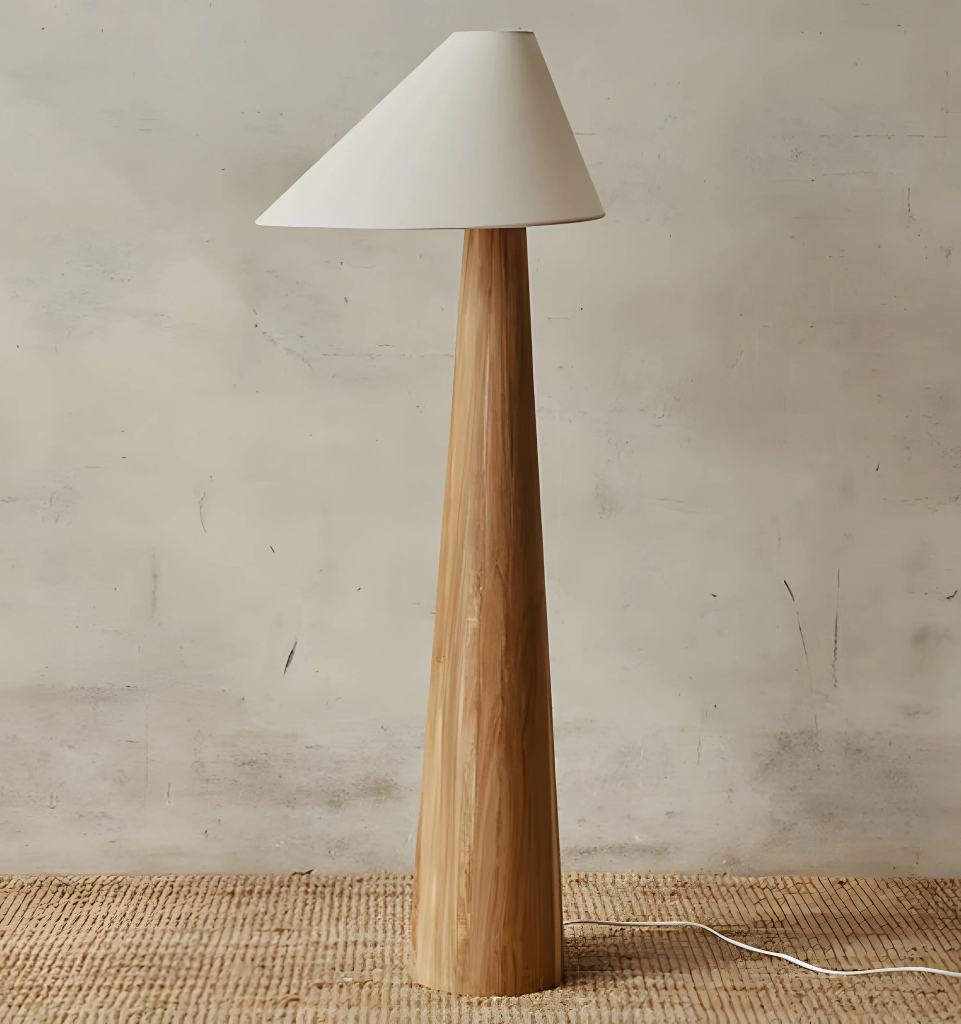 Alain Log Floor Lamp - Yiarolight