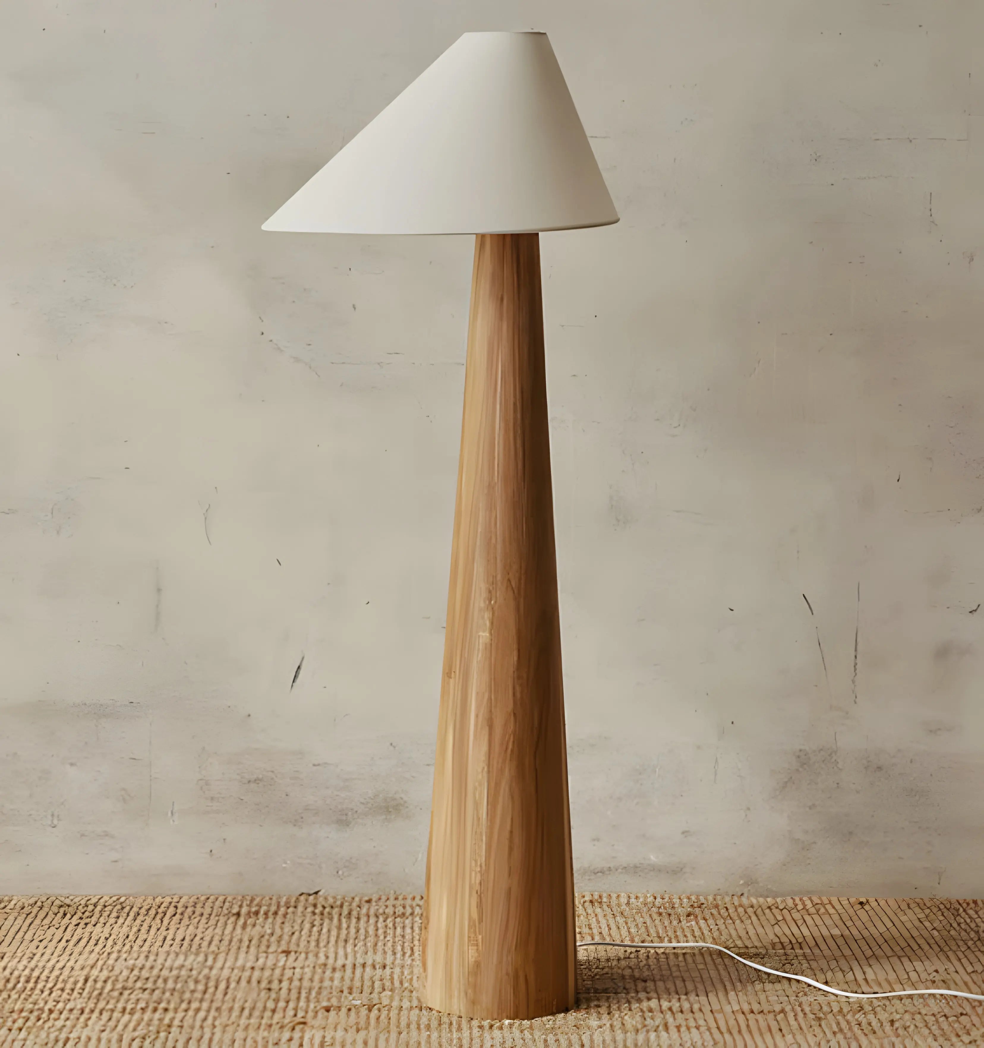 Alain Log Floor Lamp - Yiarolight