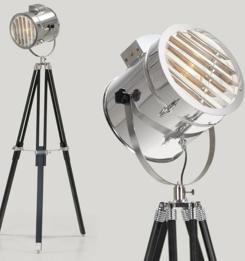 Alfred Tripod Floor Lamp - Yiarolight
