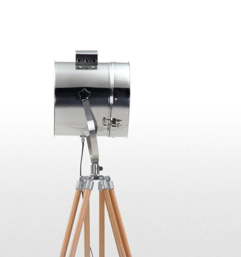 Alfred Tripod Floor Lamp - Yiarolight