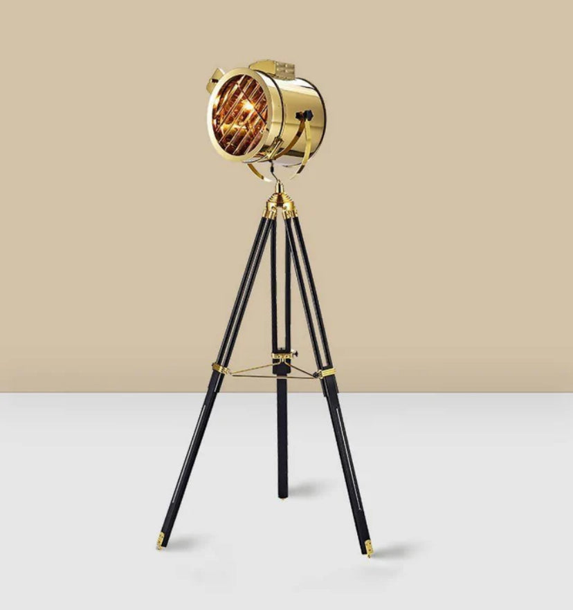 Alfred Tripod Floor Lamp - Yiarolight