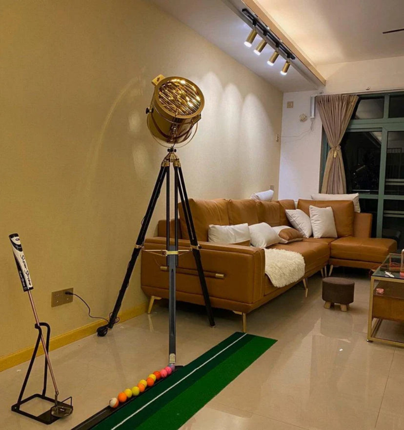 Alfred Tripod Floor Lamp - Yiarolight