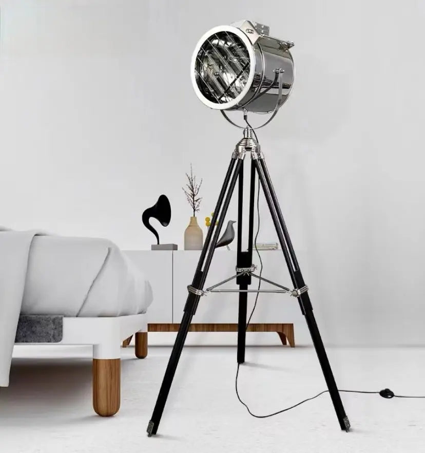Alfred Tripod Floor Lamp - Yiarolight