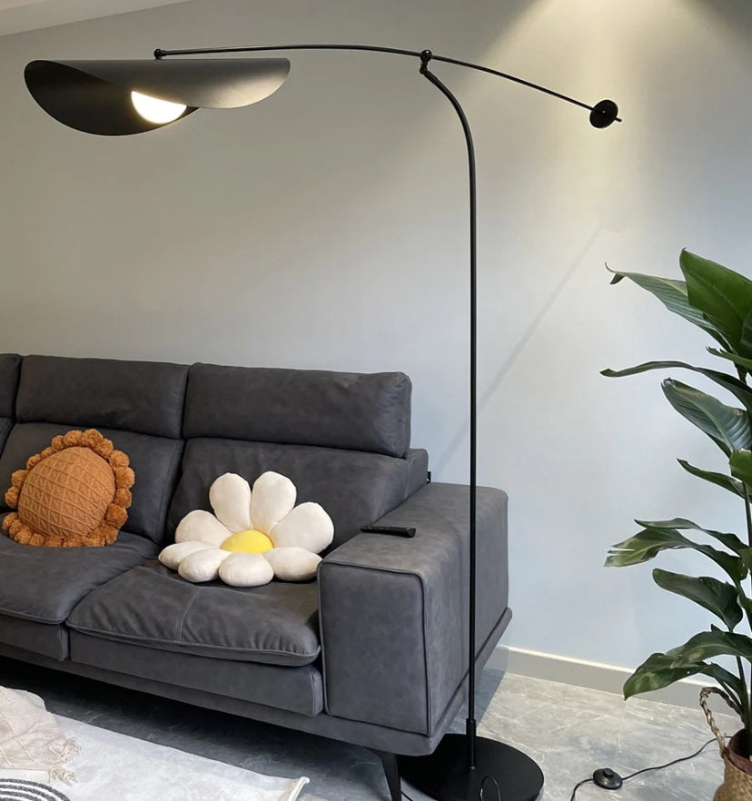 Alonso Floor Lamp - Yiarolight