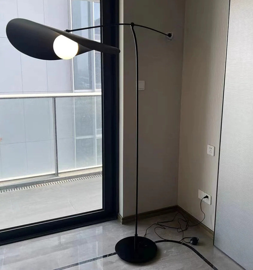 Alonso Floor Lamp - Yiarolight