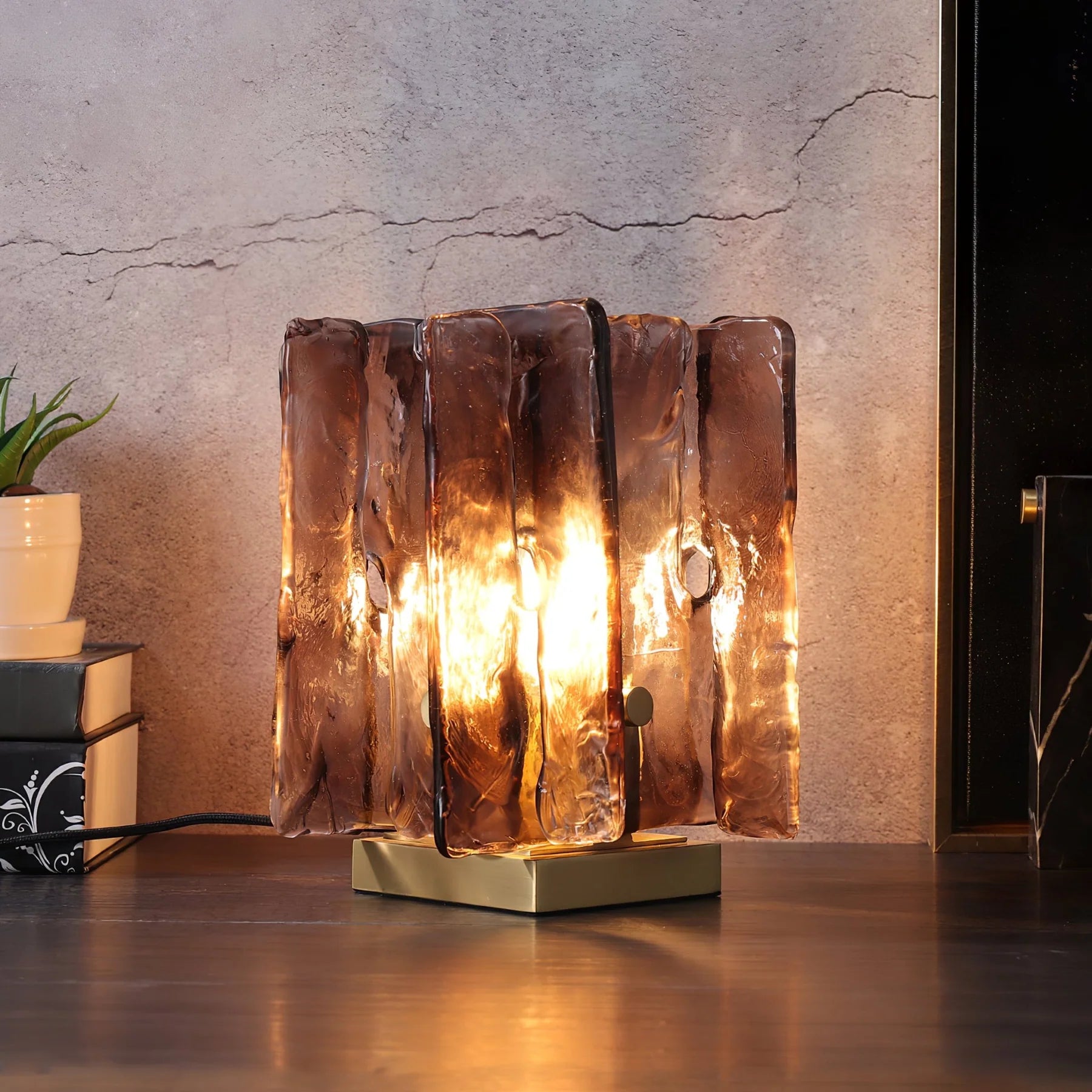 Amber Building Block Table Lamp - Yiarolight
