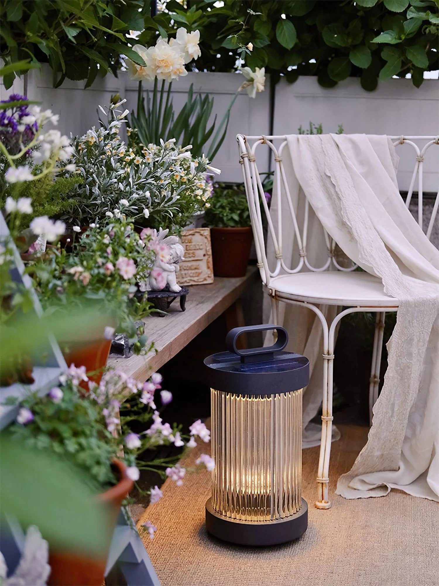 Lantern Garden Solar Outdoor Light - Yiarolight