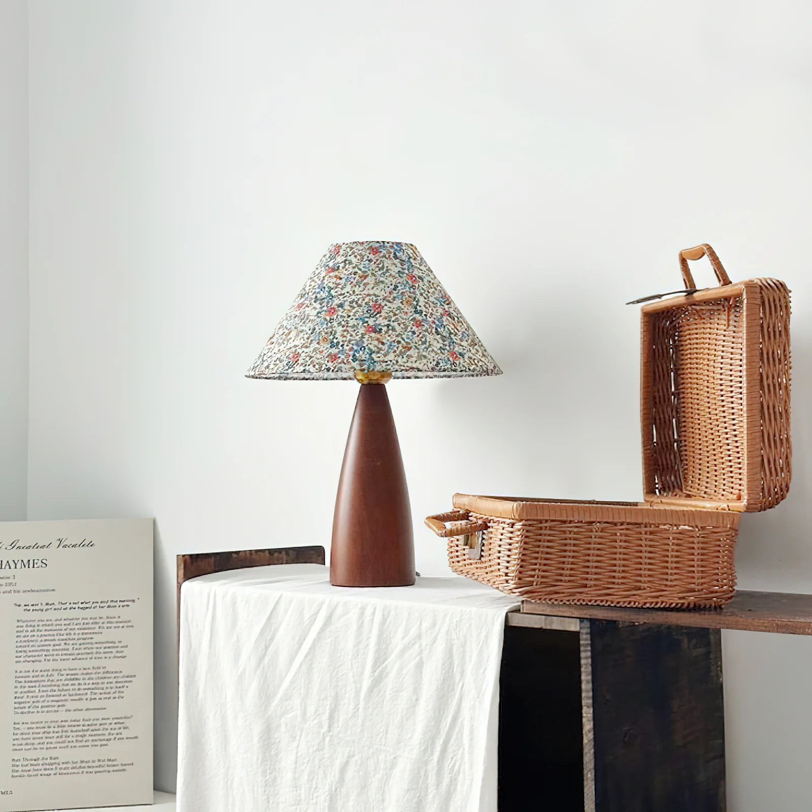 Amelia Blossom Table Lamp - Yiarolight
