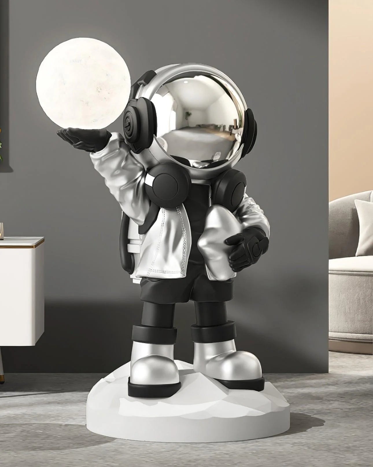 Apollo Astronaut Floor Lamp - Auraolight