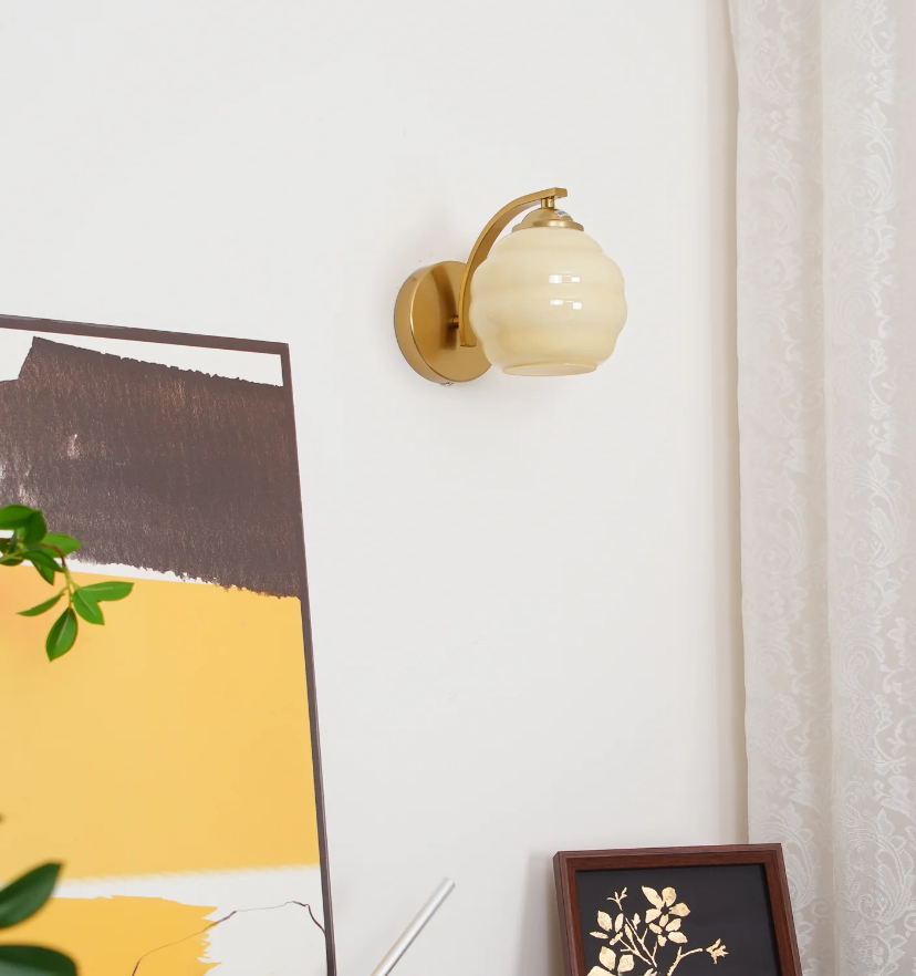 Art Deco Vintage Wall Lamp - Yiarolight