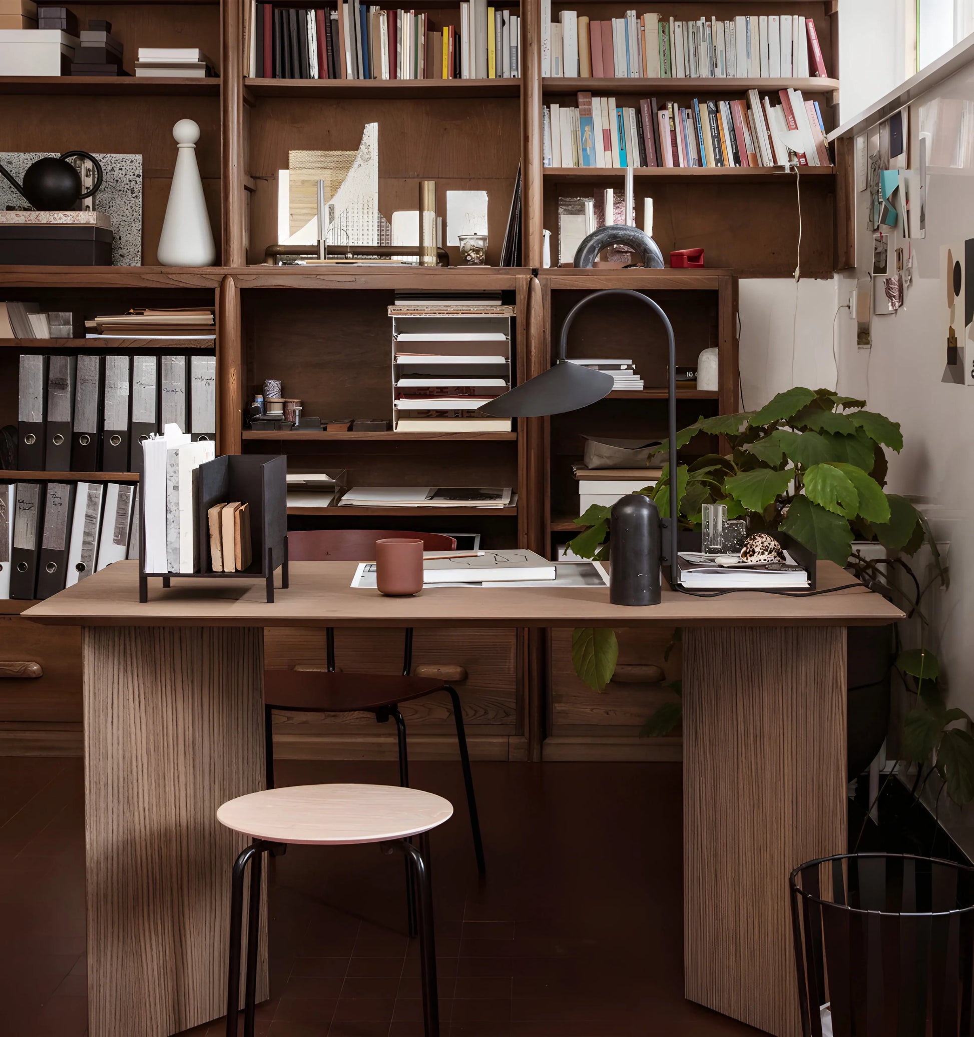 Arum Table Lamp - Yiarolight