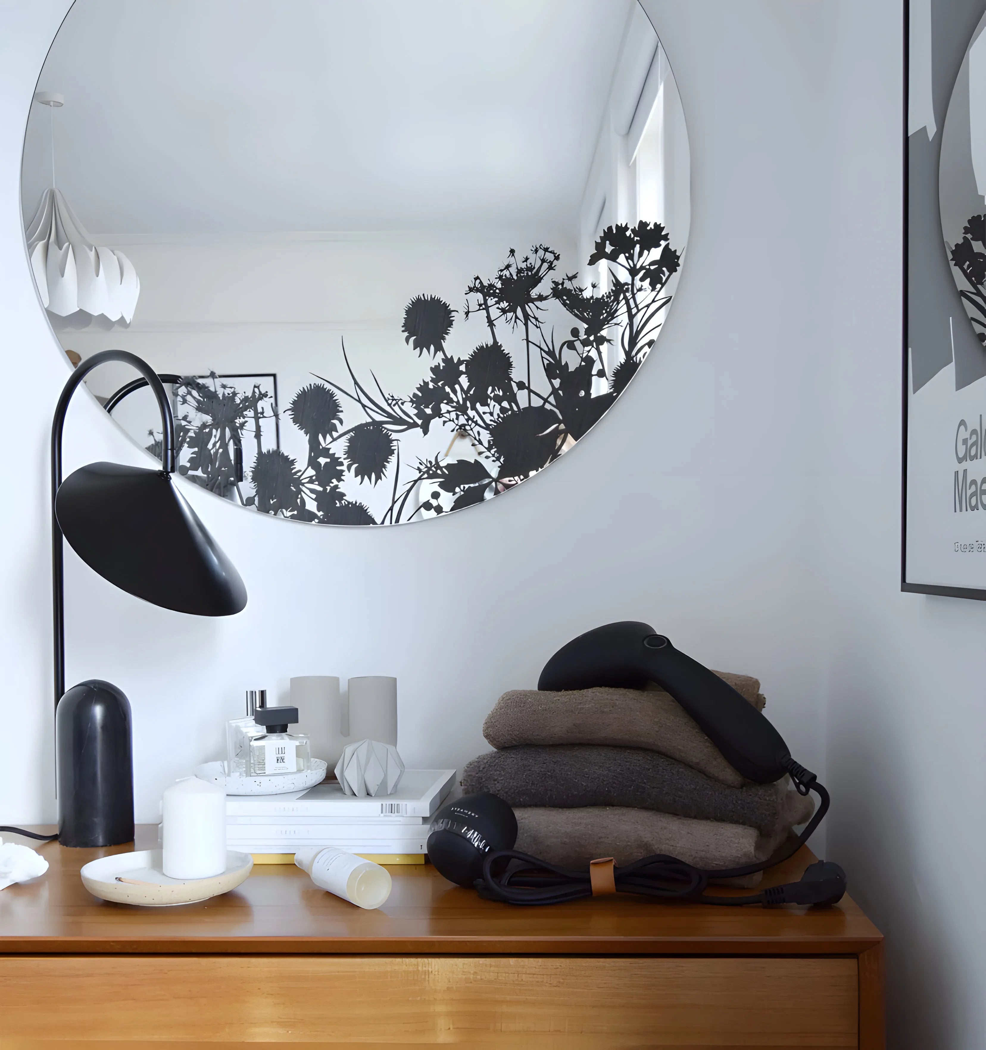 Arum Table Lamp - Yiarolight