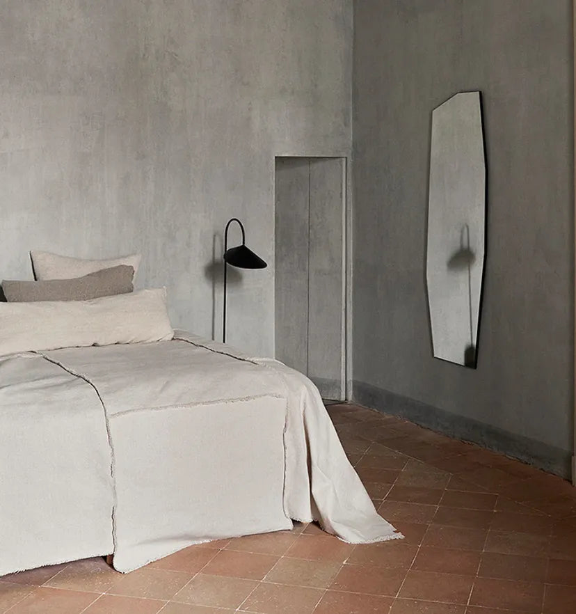 Arum Plug In Wall Lamp - Yiarolight