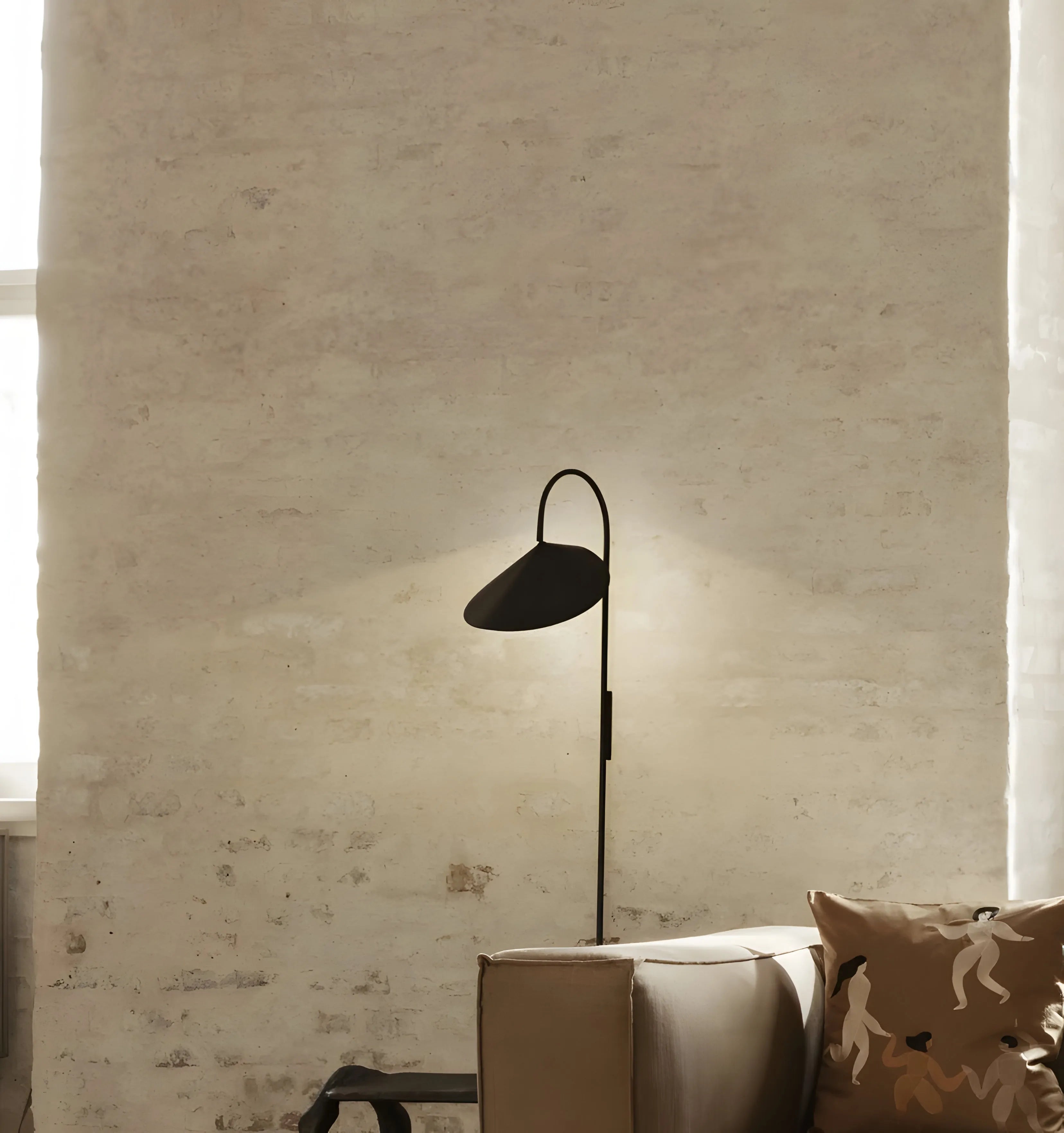 Arum Plug In Wall Lamp - Yiarolight