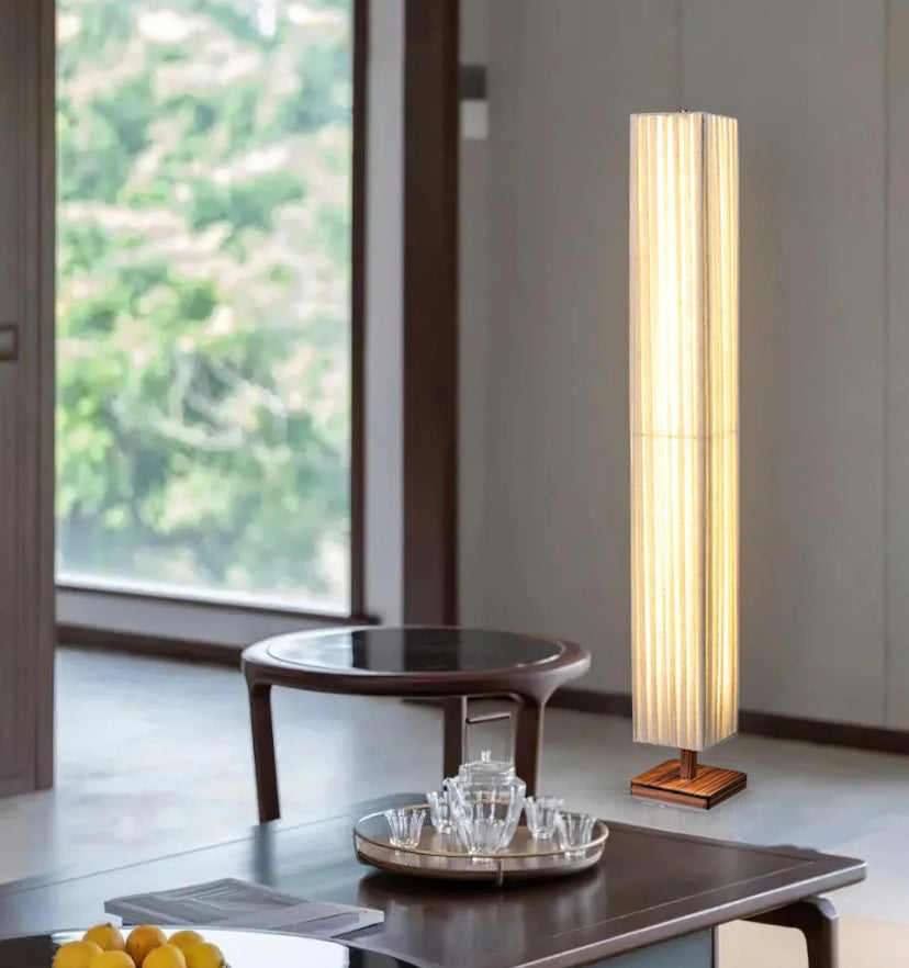 Bailey Floor Lamp - Yiarolight