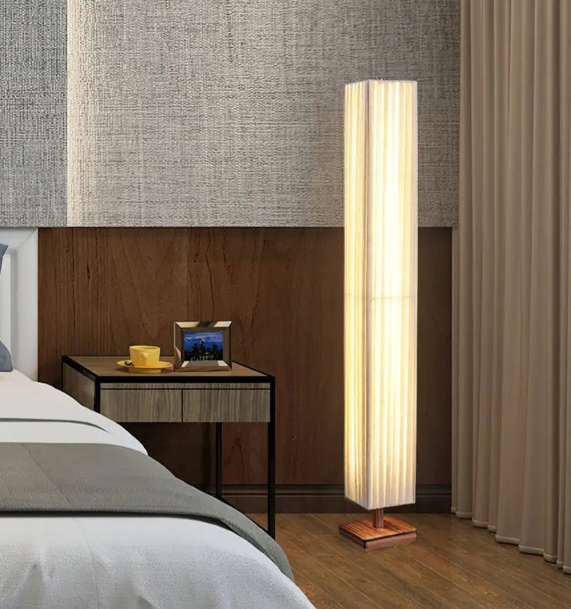 Bailey Floor Lamp - Yiarolight