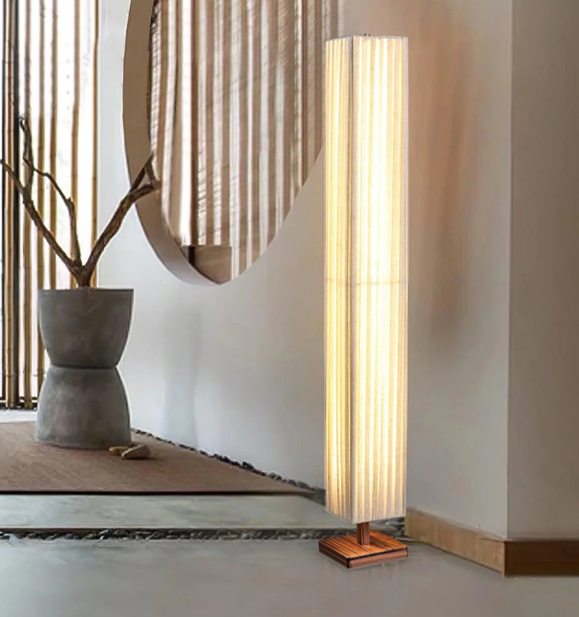 Bailey Floor Lamp - Yiarolight