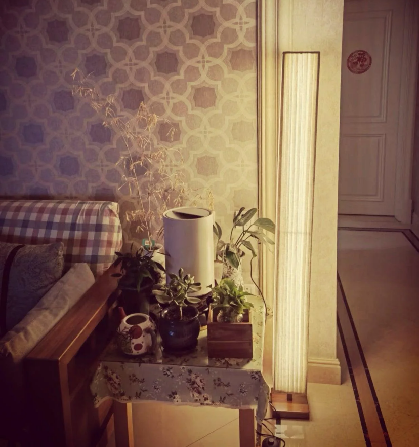 Bailey Floor Lamp - Yiarolight