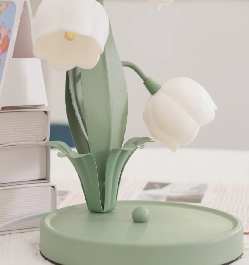 Bell Orchid Table Lamp - Yiarolight
