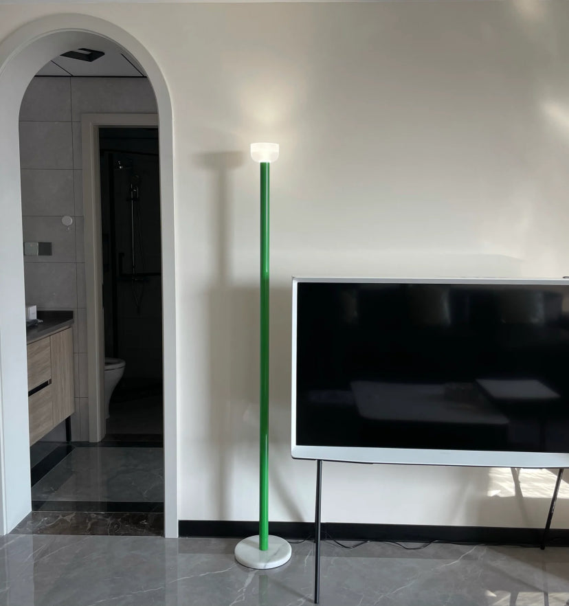 Bellhop Floor Lamp - Yiarolight