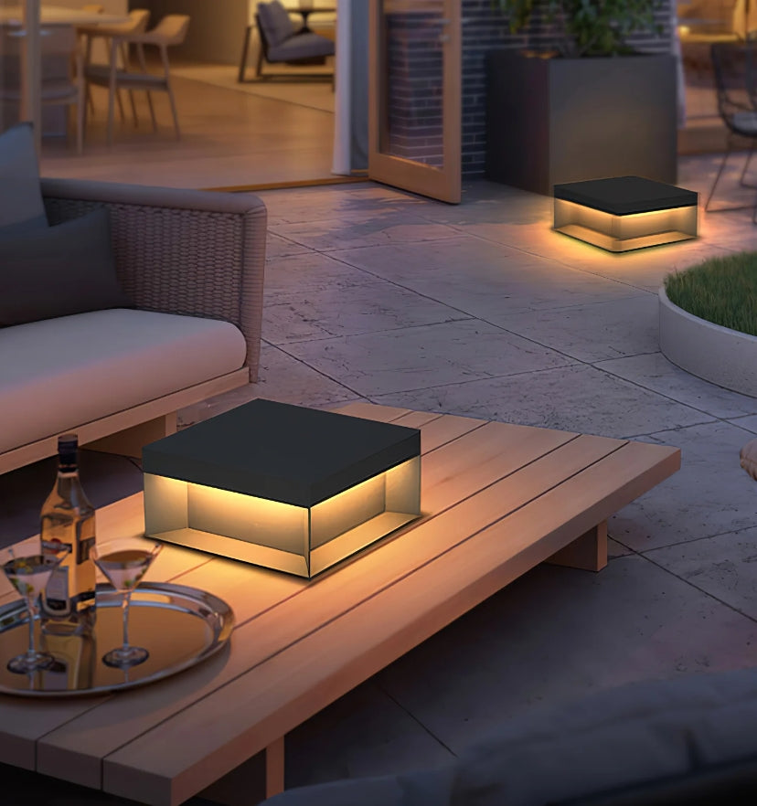 Black Box Outdoor Post Light - Yiarolight