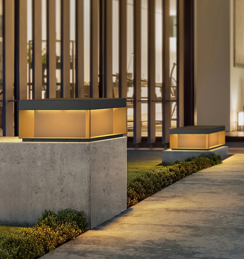 Black Box Outdoor Post Light - Yiarolight
