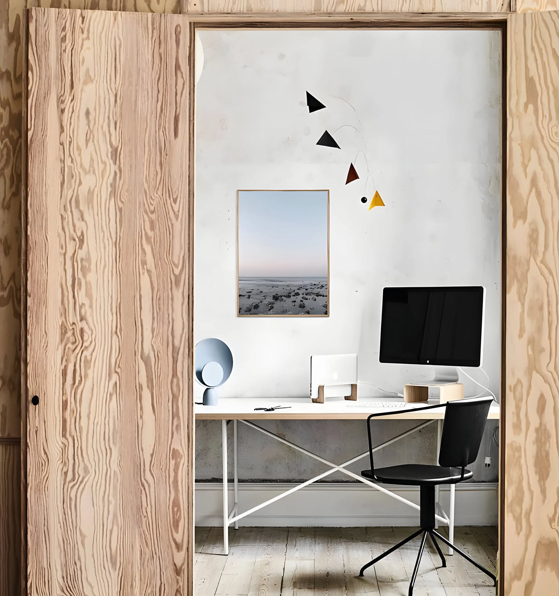 Blooper Table Lamp - Yiarolight