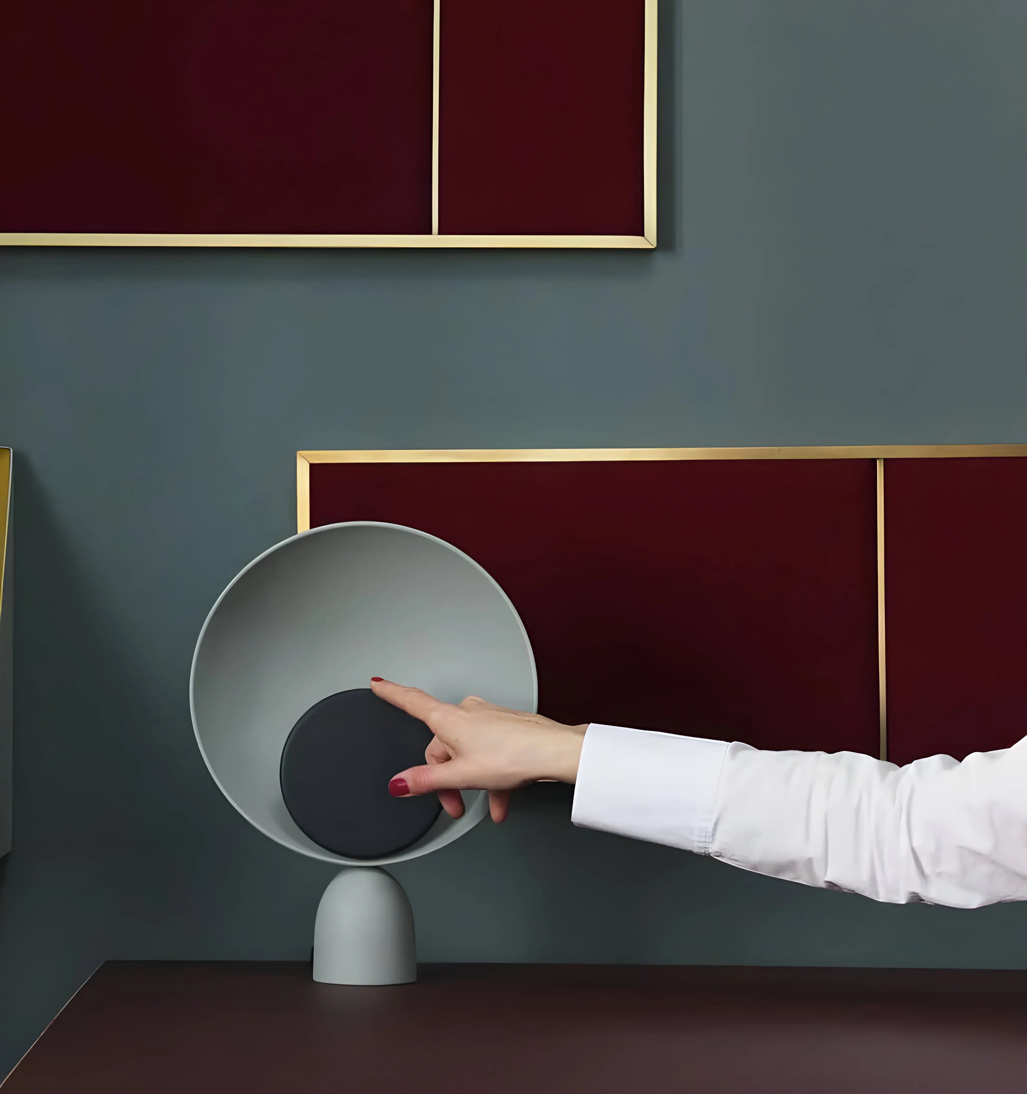 Blooper Table Lamp - Yiarolight