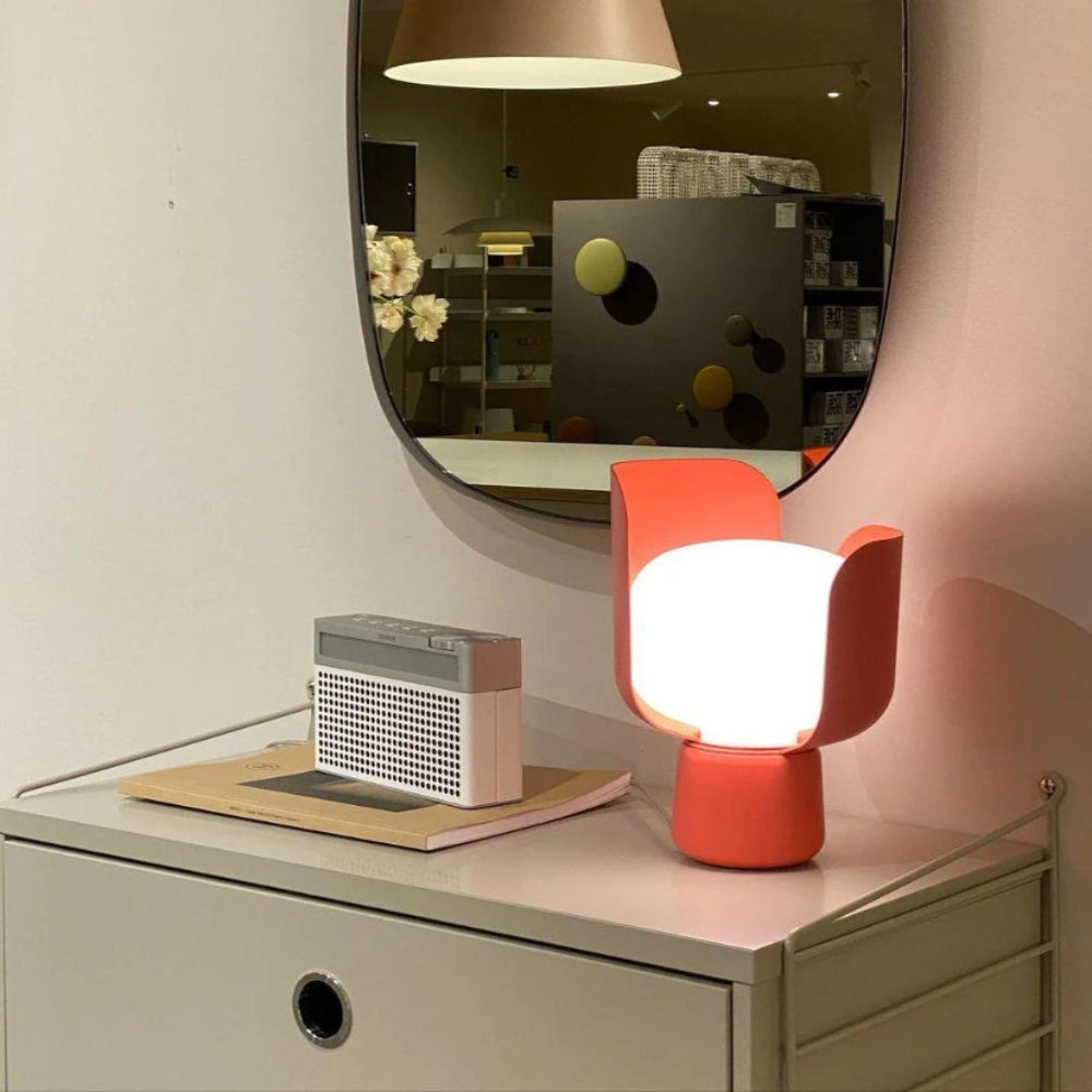 Bolm Table Lamp - Yiarolight