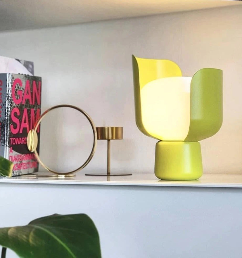 Bolm Table Lamp - Yiarolight