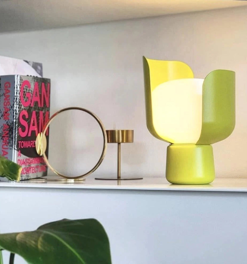 Bolm Table Lamp - Yiarolight