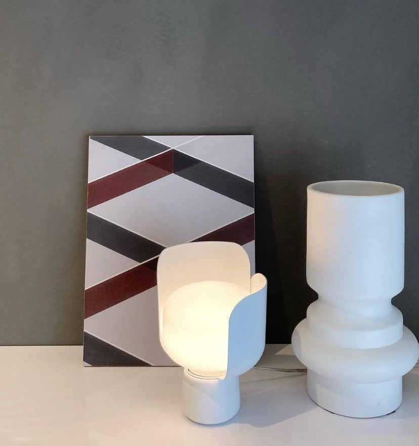 Bolm Table Lamp - Yiarolight