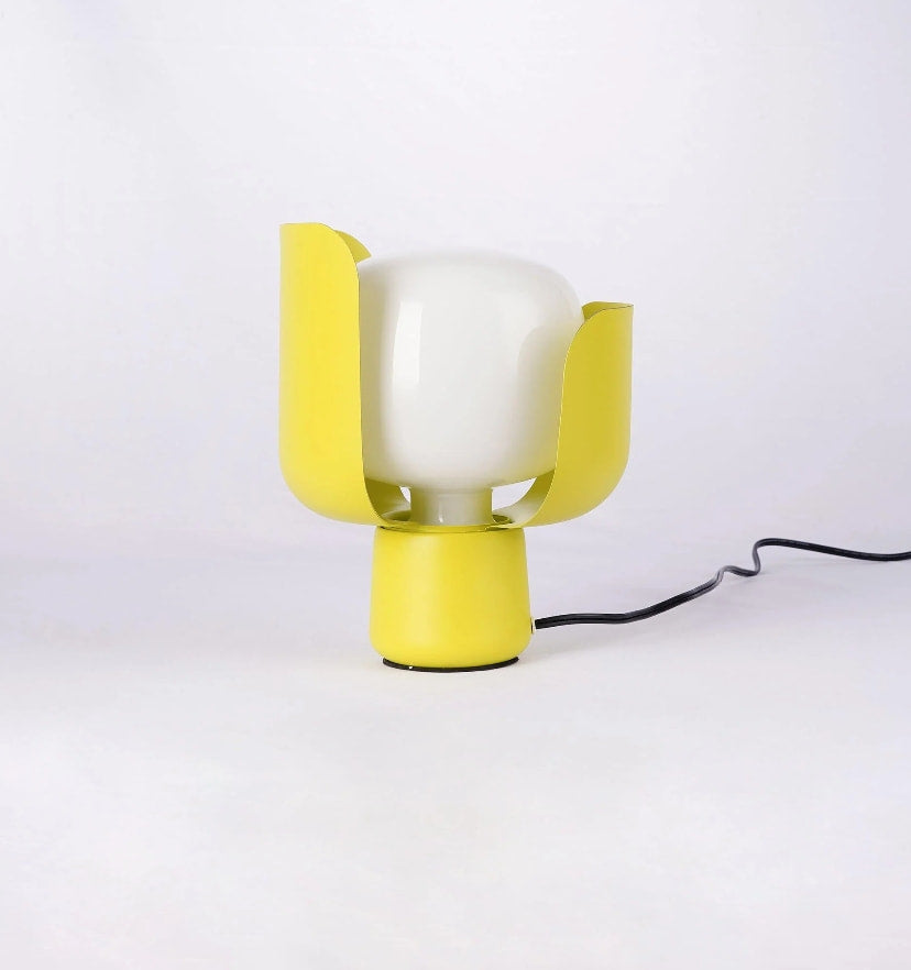 Bolm Table Lamp - Yiarolight