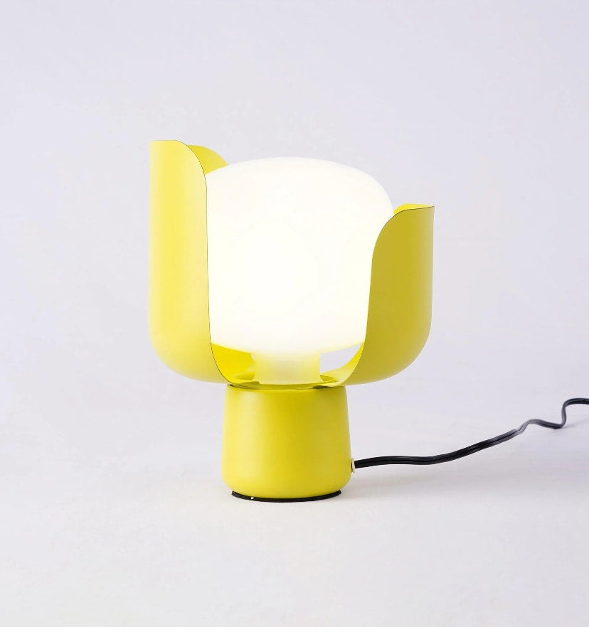 Bolm Table Lamp - Yiarolight