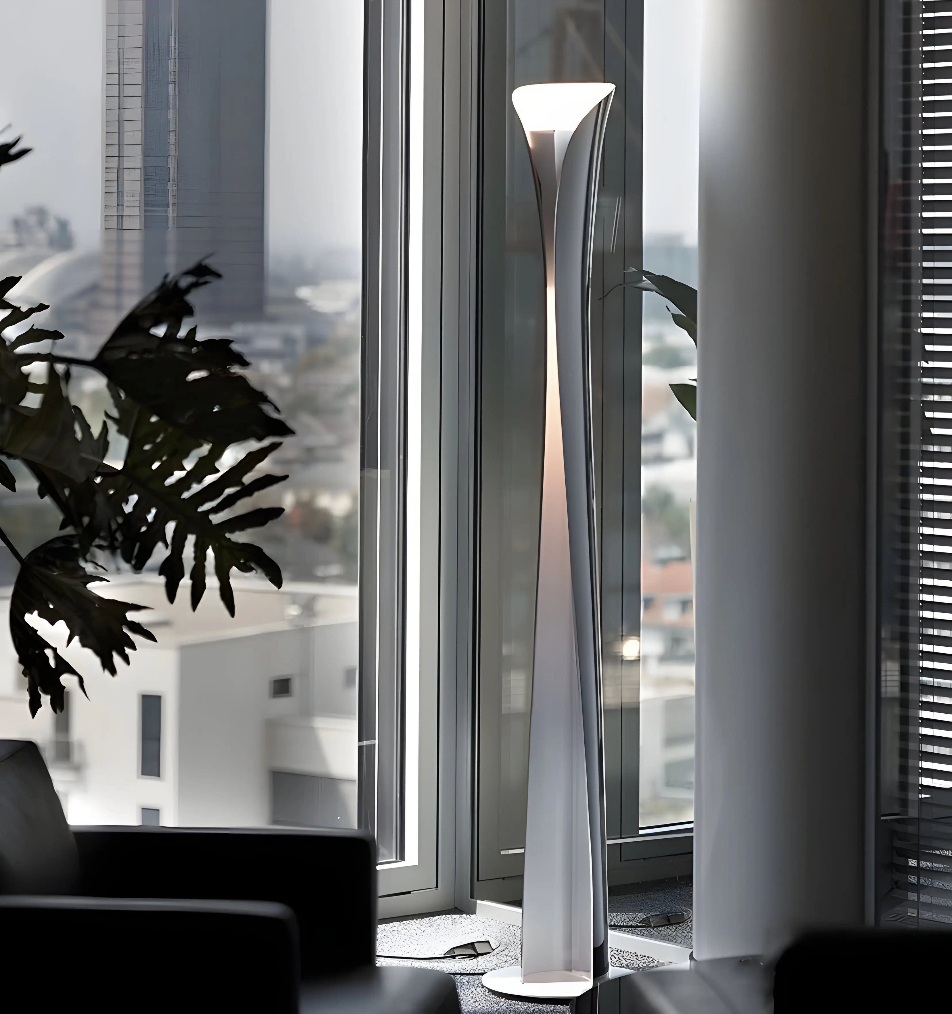 Cadmo Floor Lamp - Yiarolight
