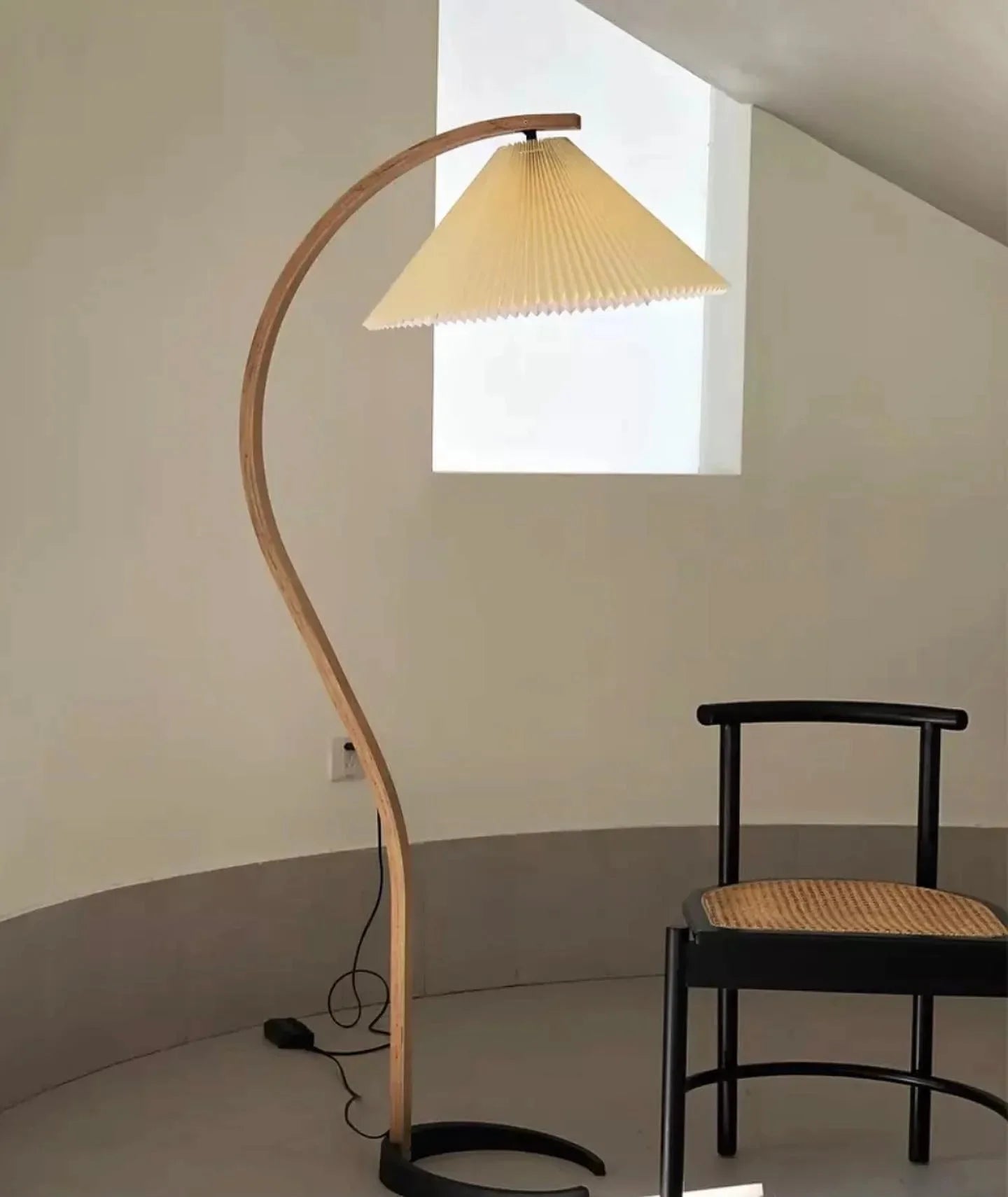 Wood Floor Lamp - Yiarolight